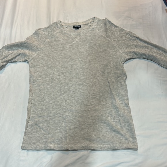 4 long sleeve shirt bundle - Picture 3 of 8